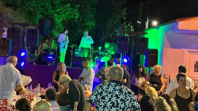 Πανηγύρι τον Δεκαπενταύγουστο – φωτογραφία 2 από 7